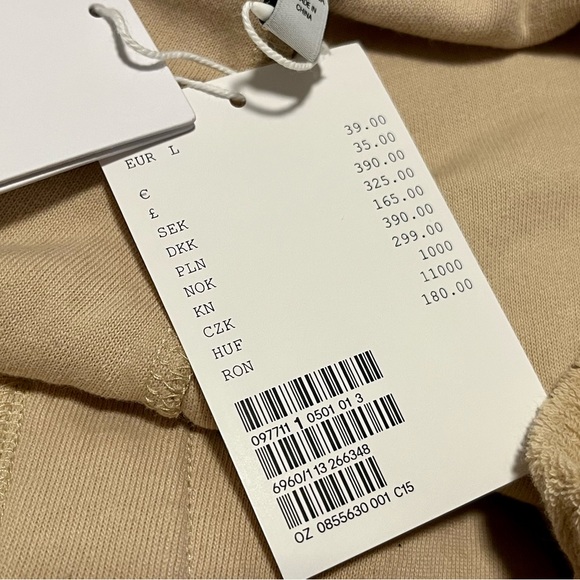 & Other Stories Relaxed Terry Shorts - Picture 9 of 12